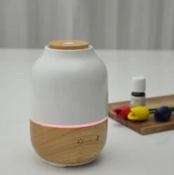 Diffuseur D' Aroma Ultrasonic Purisia 15,5 Cm De Haut - Y COMPRIS LES HUILES DE PARFUM - Diffuseur D'air - Nébuliseur D'air - Atomiseur D'air - Assainisseur D'air - Arôme - Cadeau - Cadeau - Cadeau - Nouvel An - Noël - Anniversaire