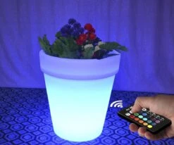 Pot De Fleurs Melili- Pot De Fleurs LED RGB-avec Télécommande-Pots Avec Jardinière Lumineuse RGB-Vase LED -Lampe D'extérieur-Éclairage De Jardin-Pot De Fleur-cadeau De Noël Lux-Lampe De Noël-lampe De Fête-lampe De Jardin -Jingle Bells Boutique 1200x1001