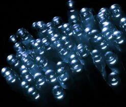 Lumières De Éclairage De Noël Springos | Intérieur & Extérieur | 9 M | Batterie | 120 LED | Blanc Froid -Jingle Bells Boutique 1200x1020 2