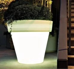 Pot De Fleurs Melili- Pot De Fleurs LED RGB-avec Télécommande-Pots Avec Jardinière Lumineuse RGB-Vase LED -Lampe D'extérieur-Éclairage De Jardin-Pot De Fleur-cadeau De Noël Lux-Lampe De Noël-lampe De Fête-lampe De Jardin -Jingle Bells Boutique 1200x1117