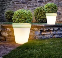 Pot De Fleurs Melili- Pot De Fleurs LED RGB-avec Télécommande-Pots Avec Jardinière Lumineuse RGB-Vase LED -Lampe D'extérieur-Éclairage De Jardin-Pot De Fleur-cadeau De Noël Lux-Lampe De Noël-lampe De Fête-lampe De Jardin