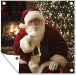 Père Noël Avec Un Sapin De Noël Coloré En Arrière-plan Affiche De Jardin 100x100 Cm - Toile De Jardin / Toile D'extérieur / Peintures Pour L'extérieur (décoration De Jardin) 19 Père Noël Avec Un Sapin De Noël Coloré En Arrière-plan Affiche De Jardin 100x100 Cm - Toile De Jardin / Toile D'extérieur / Peintures Pour L'extérieur (décoration De Jardin) -Jingle Bells Boutique 1200x1196 12