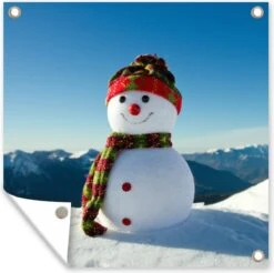 Affiche De Jardin Une Poupée De Noël Dans Un Paysage Enneigé En Hiver - 200x200 Cm - Toile Jardin