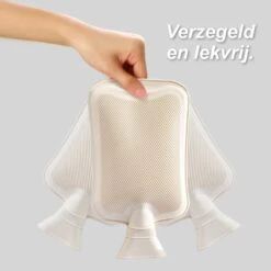 Colorful Sun® Bouillotte - 2 Litres - Bouillotte Avec Manchon - Sac à Eau Chaude - Peluche - Cadeaux De Noël Chauds Pour L'hiver - Jaune Bonbon -Jingle Bells Boutique 1200x1200 160