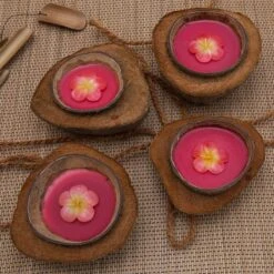 Balivie - Bougie - Bougie Parfumée - Bougie Noix De Coco - Noix Dans La Peau - Balifleur - Rouge - Aroma Rose-Sinterklaas- Cadeau De Noël -Jingle Bells Boutique 1200x1200 309