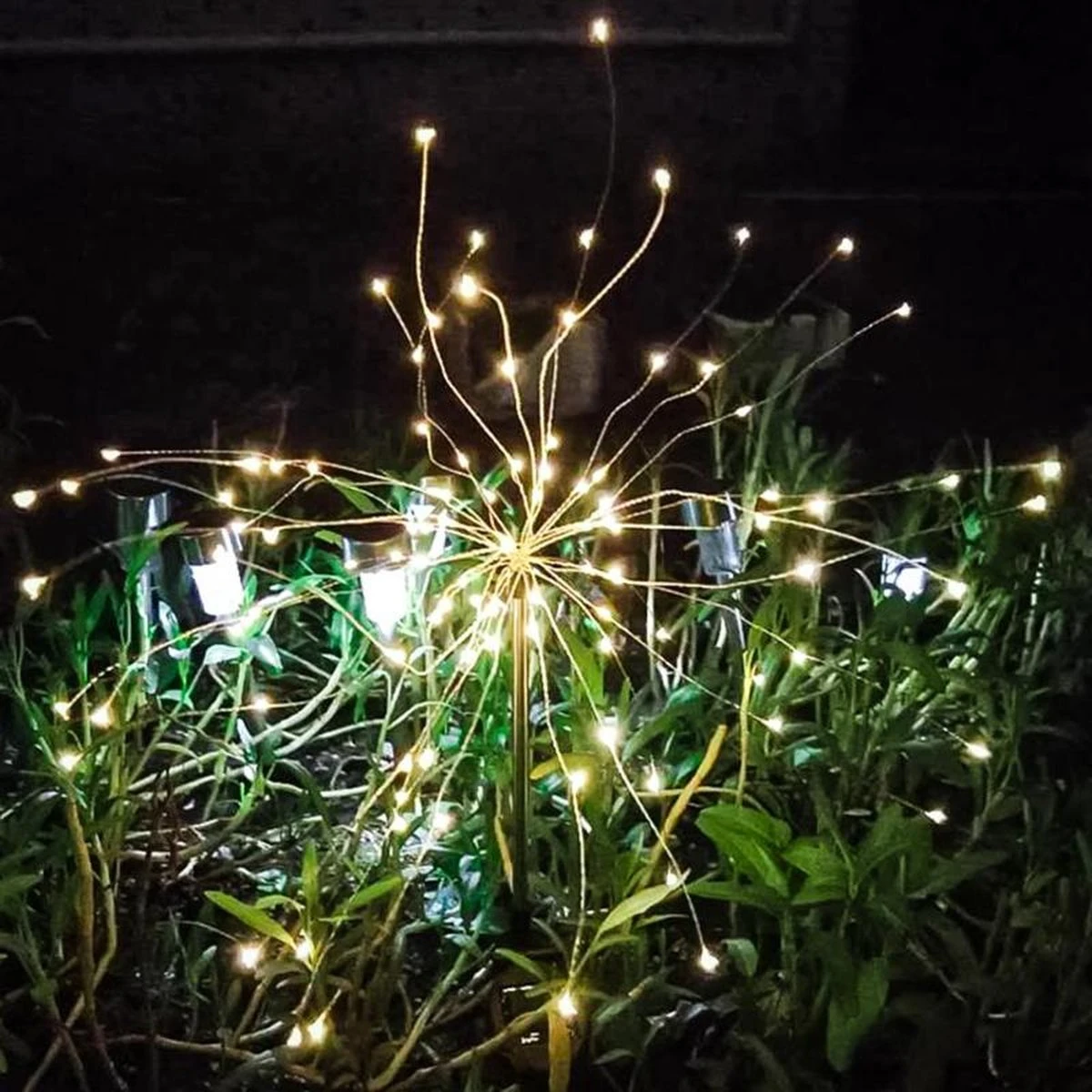 Dailyiled - éclairage De Jardin - Solaire - Feux D'artifice - Blanc Chaud - 120 Led - Noël - Lot De 2 3 Dailyiled - éclairage De Jardin - Solaire - Feux D'artifice - Blanc Chaud - 120 Led - Noël - Lot De 2
