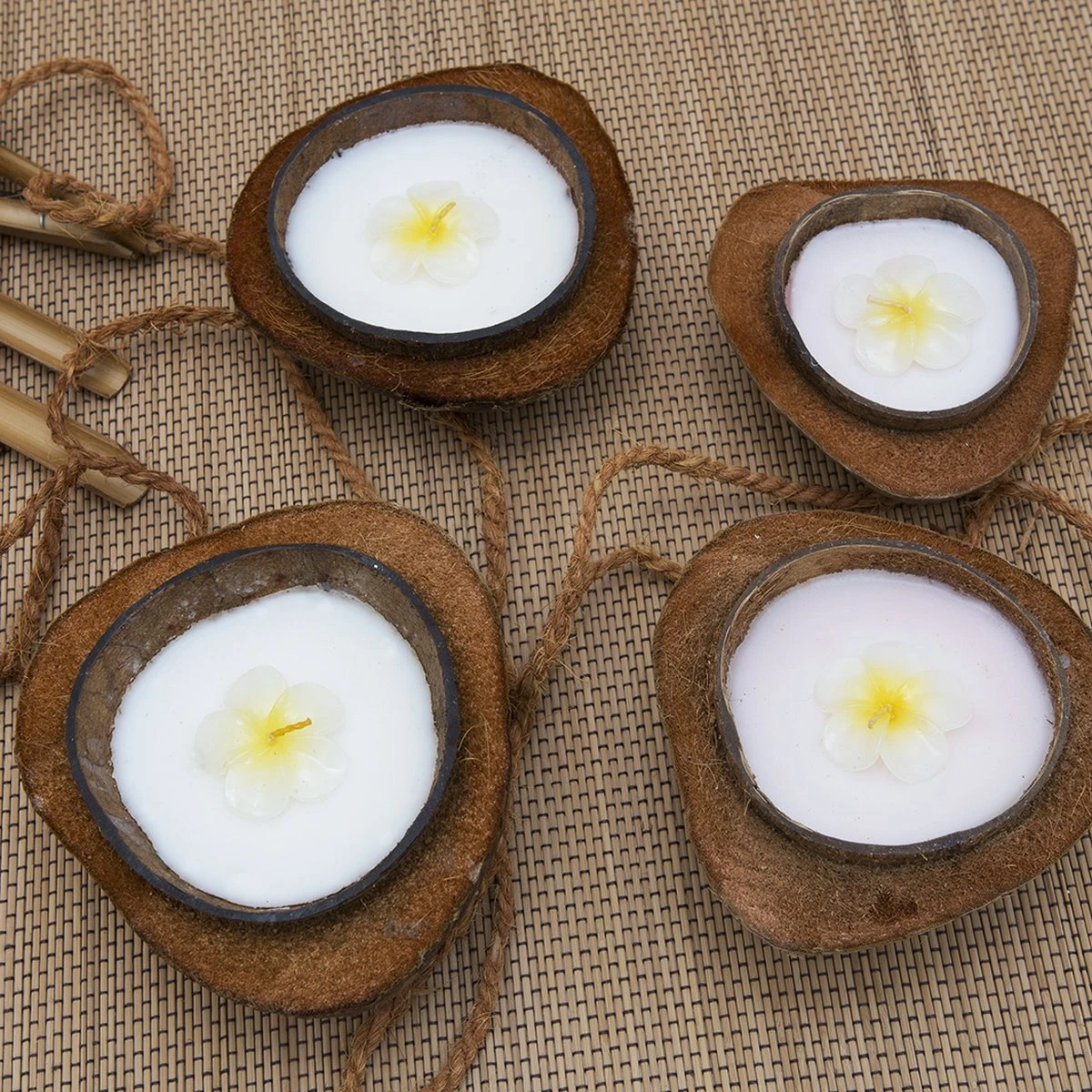 Balivie - Bougie - Bougie Parfumée - Bougie Coco - En Peel - Baliflower - Wit - Aroma Coco - Décoration De Noël 5 Balivie - Bougie - Bougie Parfumée - Bougie Coco - En Peel - Baliflower - Wit - Aroma Coco - Décoration De Noël – Image 3