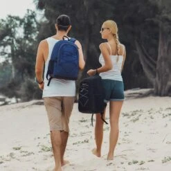 Sac à Dos Isotherme (25L) - 28 Canettes - Sac à Lunch Pour Dames, Hommes Et Enfants - Sac De Pique-nique - Sinterklaas Et Cadeau De Noël Pour Adultes - Zwart -Jingle Bells Boutique 1200x1200 648