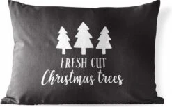 Coussins D'extérieur - Jardin - Citation De Noël Arbres De Noël Fraîchement Coupés Avec Un Fond Noir - 50x30 Cm