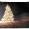Coussins D'extérieur - Jardin - Un Sapin De Noël Illuminé La Nuit - 60x40 Cm 2 Coussins D'extérieur - Jardin - Un Sapin De Noël Illuminé La Nuit - 60x40 Cm -Jingle Bells Boutique 1200x747 37