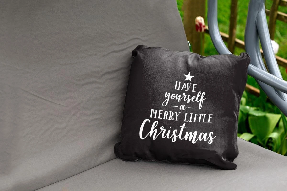 Coussins D'extérieur - Jardin - Citation Noël Passez Un Joyeux Petit Noël Sur Fond Noir - 40x40 Cm 4 Coussins D'extérieur - Jardin - Citation Noël Passez Un Joyeux Petit Noël Sur Fond Noir - 40x40 Cm – Image 2