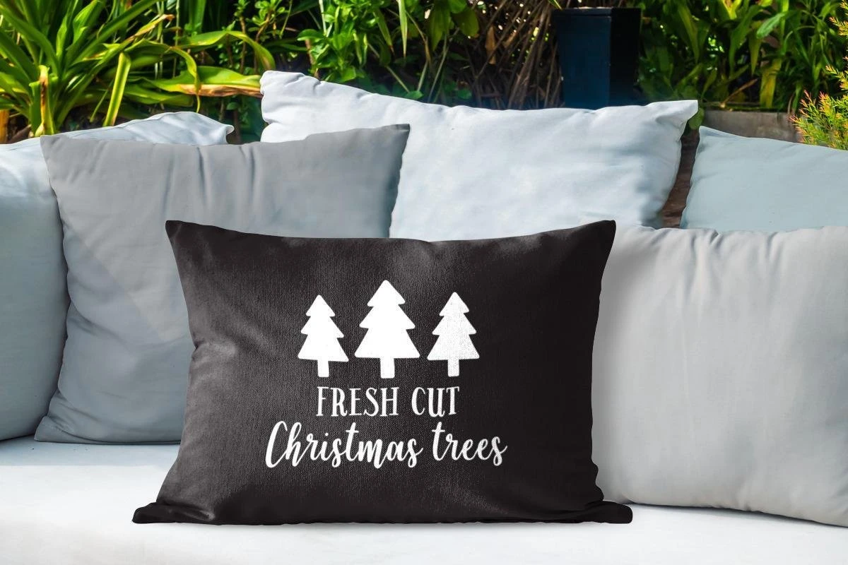 Coussins D'extérieur - Jardin - Citation De Noël Arbres De Noël Fraîchement Coupés Avec Un Fond Noir - 60x40 Cm 6 Coussins D'extérieur - Jardin - Citation De Noël Arbres De Noël Fraîchement Coupés Avec Un Fond Noir - 60x40 Cm – Image 4