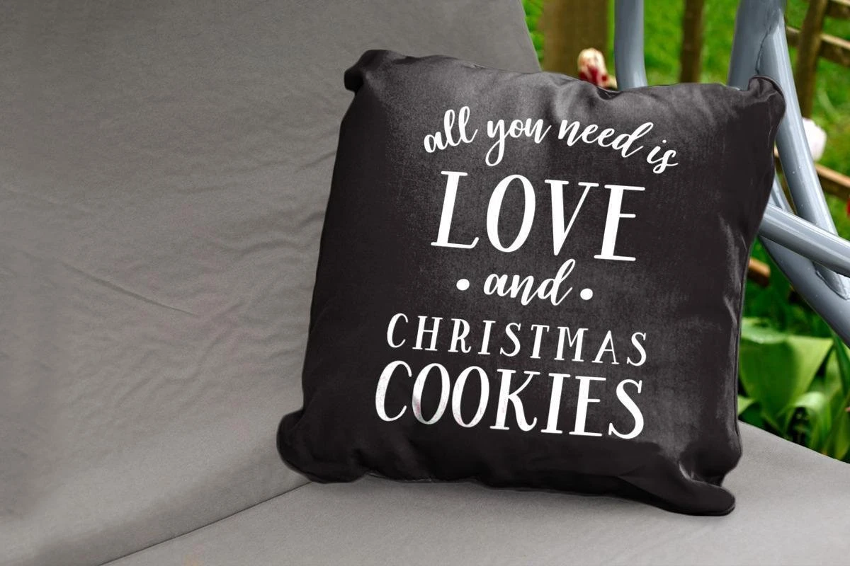 Coussins D'extérieur - Jardin - Citation All You Need Is Love And Christmas Cookies Décoration De Noël Noir - 60x60 Cm 4 Coussins D'extérieur - Jardin - Citation All You Need Is Love And Christmas Cookies Décoration De Noël Noir - 60x60 Cm – Image 2