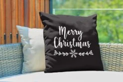 Coussins D'extérieur - Jardin - Citation De Noël Joyeux Noël Sur Fond Noir - 60x60 Cm -Jingle Bells Boutique 1200x800 1094