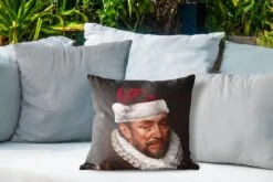 Coussin De Jardin - Willem Van Oranje - Chapeau - Noël - 40x40 Cm - Résistant Aux Intempéries -Jingle Bells Boutique 1200x800 1265