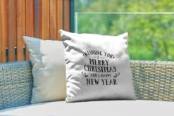 Coussins D'extérieur - Jardin - Citation De Noël Je Vous Souhaite Un Joyeux Noël Avec Un Fond Blanc - 45x45 Cm 9 Coussins D'extérieur - Jardin - Citation De Noël Je Vous Souhaite Un Joyeux Noël Avec Un Fond Blanc - 45x45 Cm -Jingle Bells Boutique 1200x800 1281