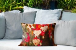 Coussins D'extérieur - Jardin - La Décoration Des Coeurs Suspendus Sur Le Marché De Trente à Noël - 50x30 Cm 10 Coussins D'extérieur - Jardin - La Décoration Des Coeurs Suspendus Sur Le Marché De Trente à Noël - 50x30 Cm -Jingle Bells Boutique 1200x800 1355