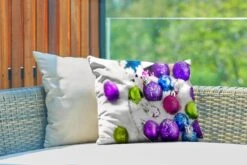 Coussins D'extérieur - Jardin - Boules De Noël Dans Un Seau Enneigé - 50x30 Cm 9 Coussins D'extérieur - Jardin - Boules De Noël Dans Un Seau Enneigé - 50x30 Cm -Jingle Bells Boutique 1200x800 1431