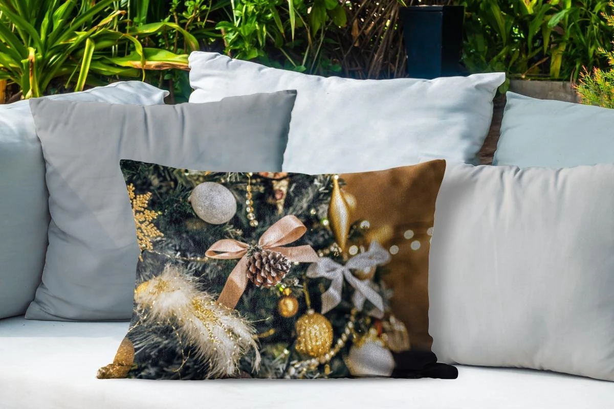 Coussins D'extérieur - Jardin - Gros Plan Sur Des Décorations De Sapin De Noël - 60x40 Cm 6 Coussins D'extérieur - Jardin - Gros Plan Sur Des Décorations De Sapin De Noël - 60x40 Cm – Image 4