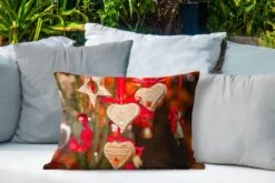 Coussins D'extérieur - Jardin - La Décoration Coeur Suspendu Sur Le Marché De Trente à Noël - 60x40 Cm -Jingle Bells Boutique 1200x800 1663