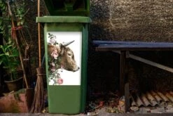 Sticker Conteneur Scottish HighlanderIllustrations De Noël - Vue Latérale Scottish Highlander Avec Des Fleurs 13 Sticker Conteneur Scottish HighlanderIllustrations De Noël - Vue Latérale Scottish Highlander Avec Des Fleurs -Jingle Bells Boutique 1200x800 1669