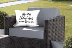 Coussins D'extérieur - Jardin - Citation De Noël Joyeux Noël Sur Fond Blanc - 50x30 Cm -Jingle Bells Boutique 1200x800 1785