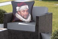 Sierkussen D'extérieur - Willem Van Oranje - Chapeau - Noël - 60x60 Cm - Résistant Aux Intempéries -Jingle Bells Boutique 1200x800 1825