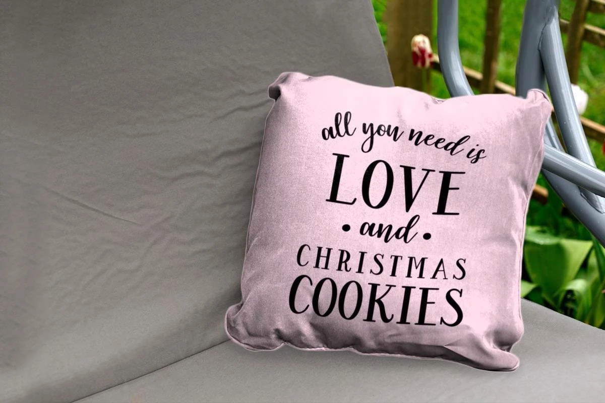 Coussins D'extérieur - Jardin - Citation All You Need Is Love And Christmas Cookies Décoration De Noël Rose Pastel - 50x50 Cm 4 Coussins D'extérieur - Jardin - Citation All You Need Is Love And Christmas Cookies Décoration De Noël Rose Pastel - 50x50 Cm – Image 2