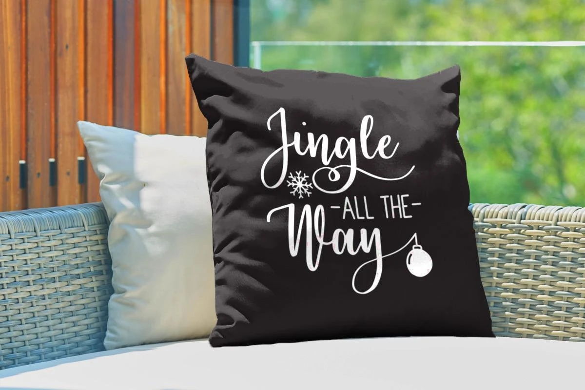 Coussins D'extérieur - Jardin - Citation De Noël Jingle All Way Sur Fond Noir - 60x60 Cm 5 Coussins D'extérieur - Jardin - Citation De Noël Jingle All Way Sur Fond Noir - 60x60 Cm – Image 3