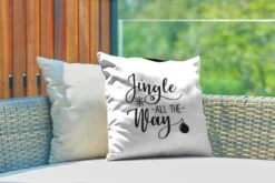 Coussins D'extérieur - Jardin - Citation De Noël Jingle Tout Le Chemin Sur Fond Blanc - 40x40 Cm 9 Coussins D'extérieur - Jardin - Citation De Noël Jingle Tout Le Chemin Sur Fond Blanc - 40x40 Cm -Jingle Bells Boutique 1200x800 1919