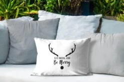 Coussins D'extérieur - Jardin - Citation Mangez, Buvez Et Soyez Joyeux Décoration Murale Noël Blanc - 50x30 Cm -Jingle Bells Boutique 1200x800 1968