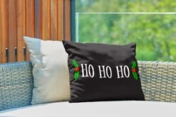 Coussins D'extérieur - Jardin - Citation De Noël Ho Ho Ho Sur Fond Noir - 50x30 Cm -Jingle Bells Boutique 1200x800 1971