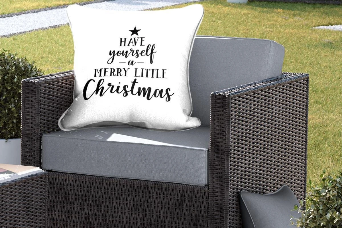 Coussins D'extérieur - Jardin - Citation Noël Offrez-vous Un Joyeux Petit Noël Sur Fond Blanc - 60x60 Cm 7 Coussins D'extérieur - Jardin - Citation Noël Offrez-vous Un Joyeux Petit Noël Sur Fond Blanc - 60x60 Cm – Image 5