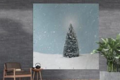 Affiche De Jardin Un Sapin De Noël Dans Un Paysage Enneigé Et Un Ciel Bleu - 200x200 Cm - Toile Jardin - Affiche Extérieure -Jingle Bells Boutique 1200x800 2185