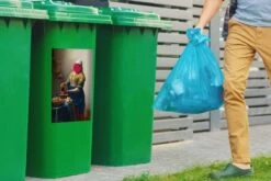 Autocollant De Conteneur Vieux MaîtresIllustrations De Noël - Het Melkmeisje Par Le Vieux Maître Johannes Vermeer Avec Une Goutte De Peinture Rose -Jingle Bells Boutique 1200x800 2208