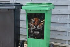 Autocollant De Conteneur TigreIllustrations De Noël - Tigre Entre Les Plantes Autocollant De Clic - 40x60 Cm - Autocollant De Clic - Autocollant De Conteneur Résistant Aux Intempéries 11 Autocollant De Conteneur TigreIllustrations De Noël - Tigre Entre Les Plantes Autocollant De Clic - 40x60 Cm - Autocollant De Clic - Autocollant De Conteneur Résistant Aux Intempéries -Jingle Bells Boutique 1200x800 2308