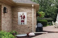 L'emblématique Père Noël Sonne Sa Cloche Sur Fond Blanc Affiche De Jardin 60x90 Cm - Toile De Jardin / Toile D'extérieur / Peintures D'extérieur (décoration De Jardin) -Jingle Bells Boutique 1200x800 2367