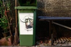 Sticker Conteneur Scottish HighlanderIllustrations De Noël - Highlander écossais Sur Fond De Journaux -Jingle Bells Boutique 1200x800 2532