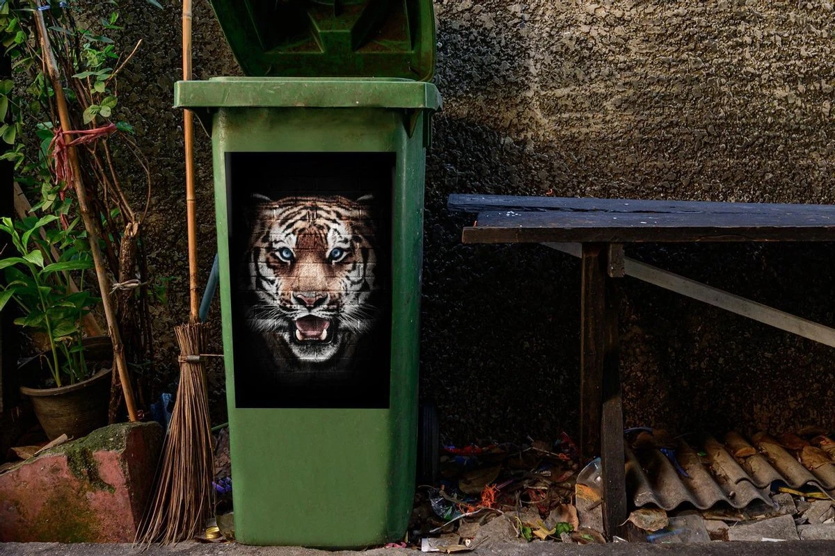 Sticker Conteneur TigreIllustrations De Noël - Tête De Tigre Avec Un Motif De Pierres Sur Fond Noir 8 Sticker Conteneur TigreIllustrations De Noël - Tête De Tigre Avec Un Motif De Pierres Sur Fond Noir – Image 6