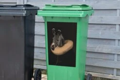 Sticker Conteneur Vieux MaîtresIllustrations De Noël - Vieux Maître Portrait D'un Zèbre En Tenue Médiévale -Jingle Bells Boutique 1200x800 2656