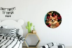 Chien Pendant Noël Sticker Mural Cercle Papier Peint ⌀ 30 Cm / Cercle Papier Peint / Cercle Mural / Cercle Vivant - Auto-adhésif Et Découpe Ronde -Jingle Bells Boutique 1200x800 303