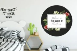 WallCircle - Stickers Muraux - Cercle Papier Peint - Noël - Citation - Magie - 140x140 Cm - Cercle Mural - Auto Adhésif - Autocollant Rond Papier Peint -Jingle Bells Boutique 1200x800 543