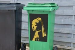 Autocollant De Conteneur Vieux MaîtresIllustrations De Noël - Fille Avec Une Boucle D'oreille De Perle Par Le Vieux Maître Johannes Vermeer En Couleur Jaune -Jingle Bells Boutique 1200x800 720