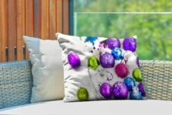 Coussins D'extérieur - Jardin - Boules De Noël Dans Un Seau Enneigé - 60x40 Cm 9 Coussins D'extérieur - Jardin - Boules De Noël Dans Un Seau Enneigé - 60x40 Cm -Jingle Bells Boutique 1200x800 790