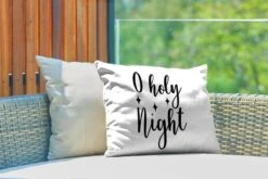 Coussins D'extérieur - Jardin - Citation De Noël Ô Sainte Nuit Sur Fond Blanc - 50x30 Cm -Jingle Bells Boutique 1200x800 813