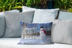 Coussins D'extérieur - Jardin - Une Poupée Enneigée à Anchorage En Alaska à Noël - 50x30 Cm -Jingle Bells Boutique 1200x800 920