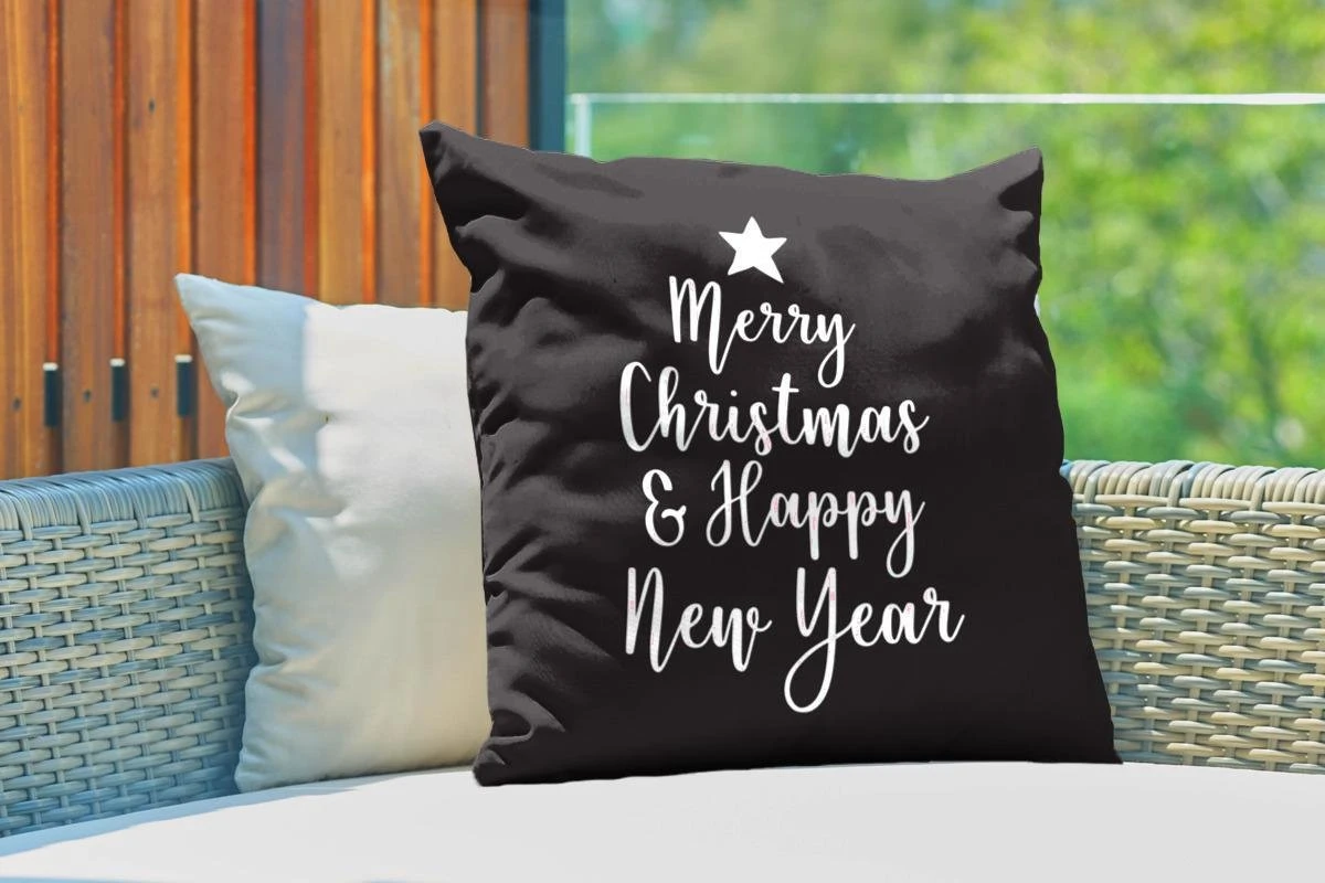 Coussins D' Extérieur - Jardin - Citation De Noël Joyeux Noël Et Happy Année Sur Fond Noir - 60x60 Cm 5 Coussins D' Extérieur - Jardin - Citation De Noël Joyeux Noël Et Happy Année Sur Fond Noir - 60x60 Cm – Image 3