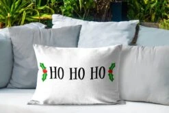 Coussins D'extérieur - Jardin - Citation De Noël Ho Ho Ho Avec Un Fond Blanc - 60x40 Cm -Jingle Bells Boutique 1200x800 968