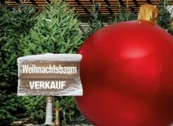 Wetelux Boule De Noël Gonflable 200 Cm Avec 5 Yeux En Acier Inoxydable -Jingle Bells Boutique 1200x874 3