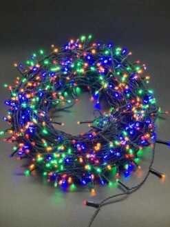 Lumières De Noël à LED- Cordon Lumineux - Woongarland - Lumières 750er - 45 M - Prise UE -8 Debout - à L'extérieur - IP44-Colorful